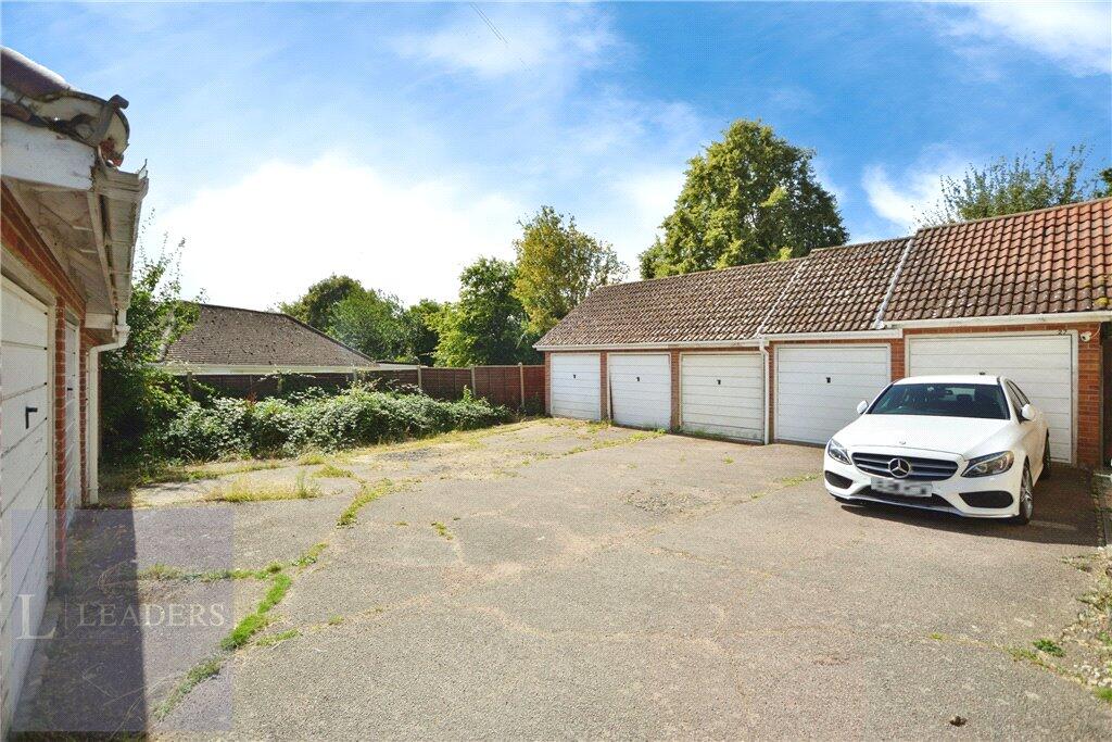 Friars Close, Sible Hedingham, Halstead photo 4