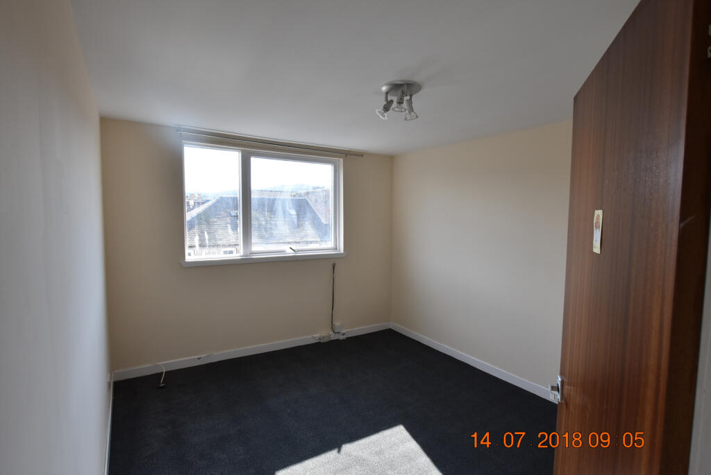 Apartment in Perth - View 4