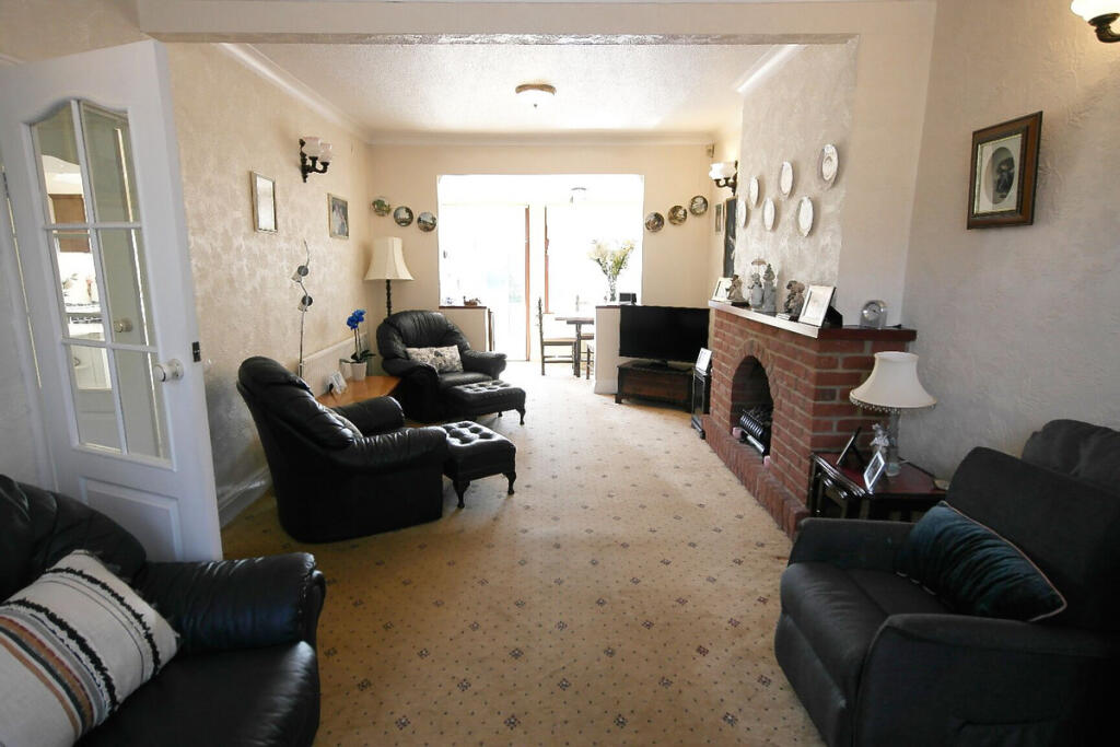 House in Rainham, New Cottages - View 3