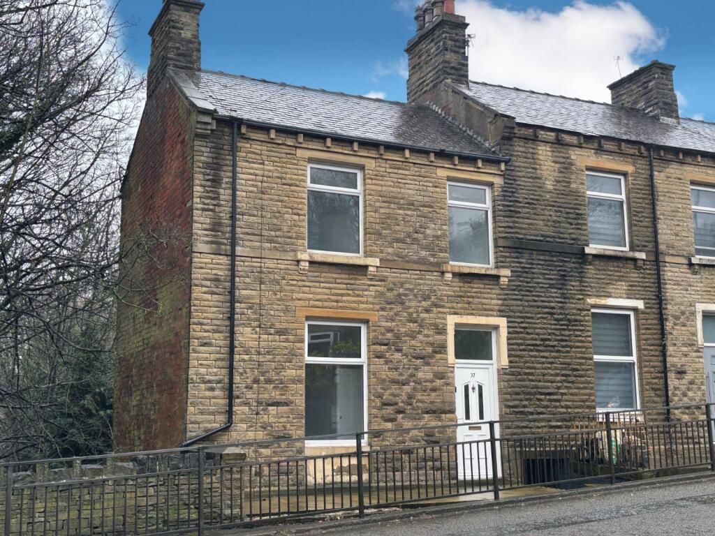 Main image of property: Huddersfield Road, Brighouse, West Yorkshire, HD6