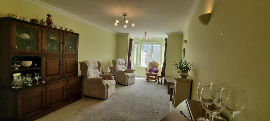 Apartment in Weston-super-Mare, North Somerset - View 4