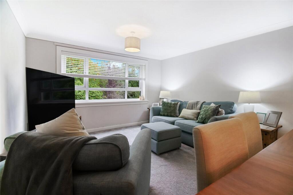 Apartment in Paisley, Renfrewshire - View 4