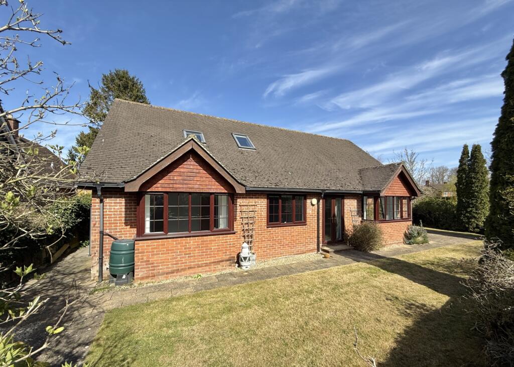 Main image of property: Ickleton Road, Wantage