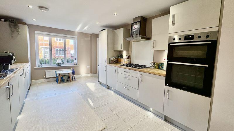 Frank Ford Close, Saxilby, Lincoln photo 3