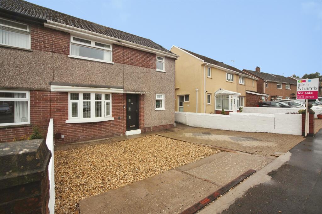 Main image of property: Heol Nant, Church Village, Pontypridd
