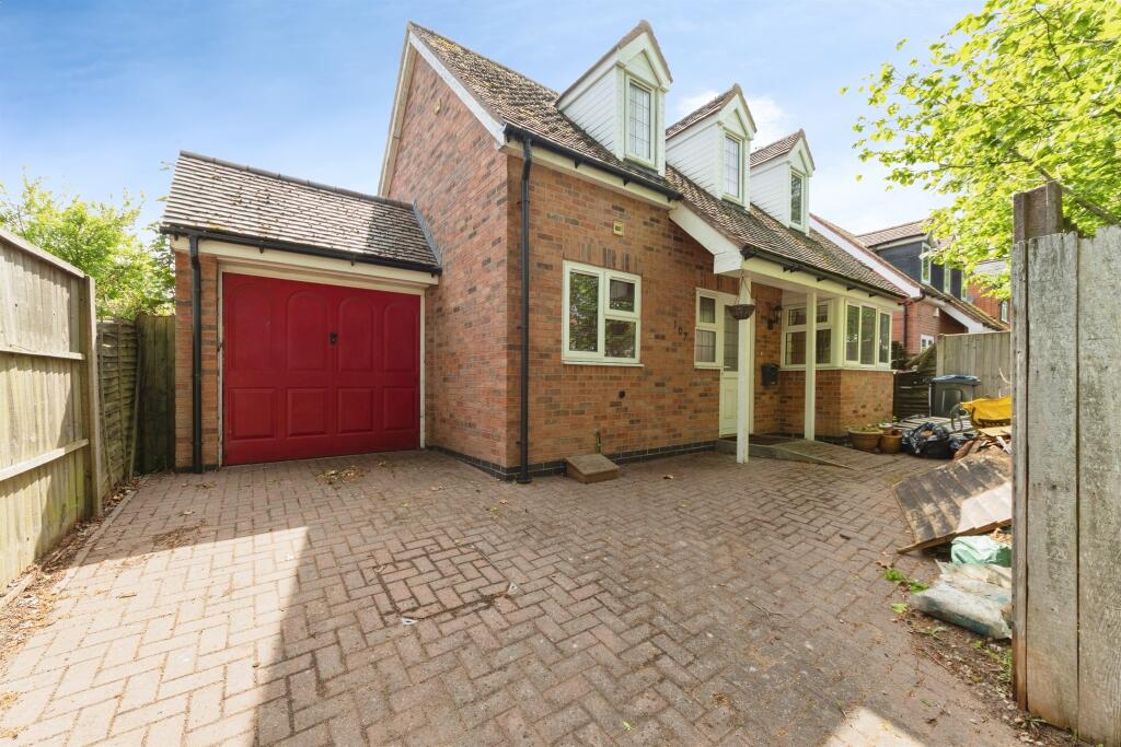 Main image of property: Lakey Lane, Birmingham