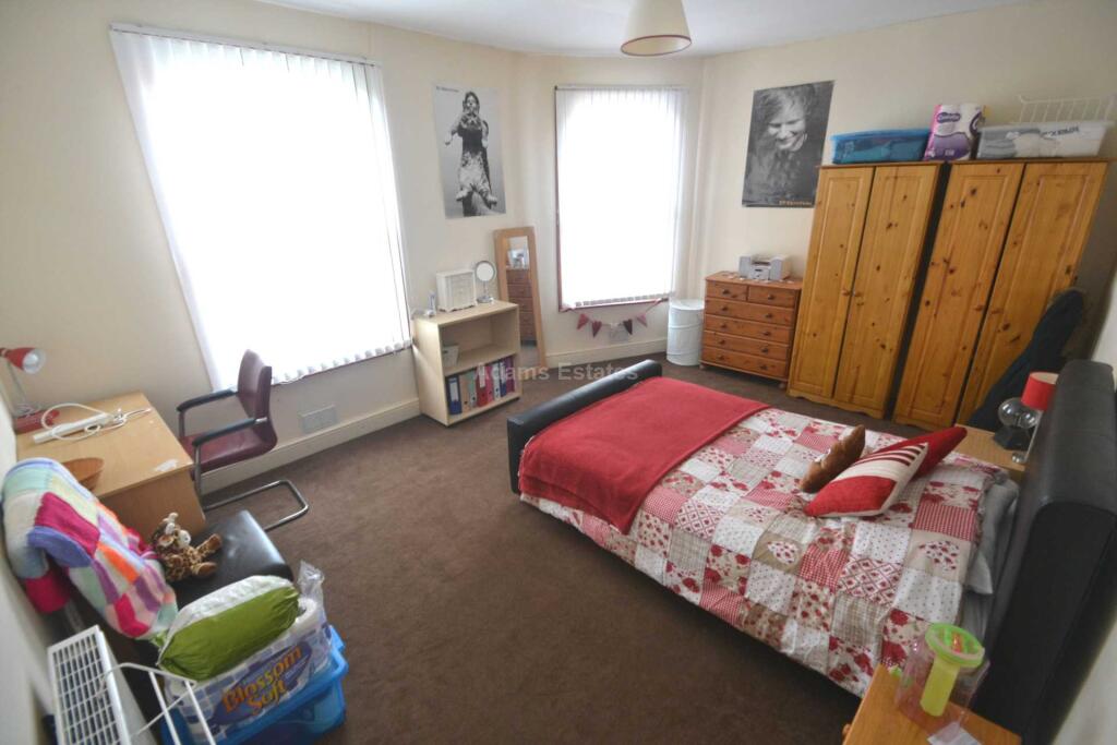 House in Reading - View 2