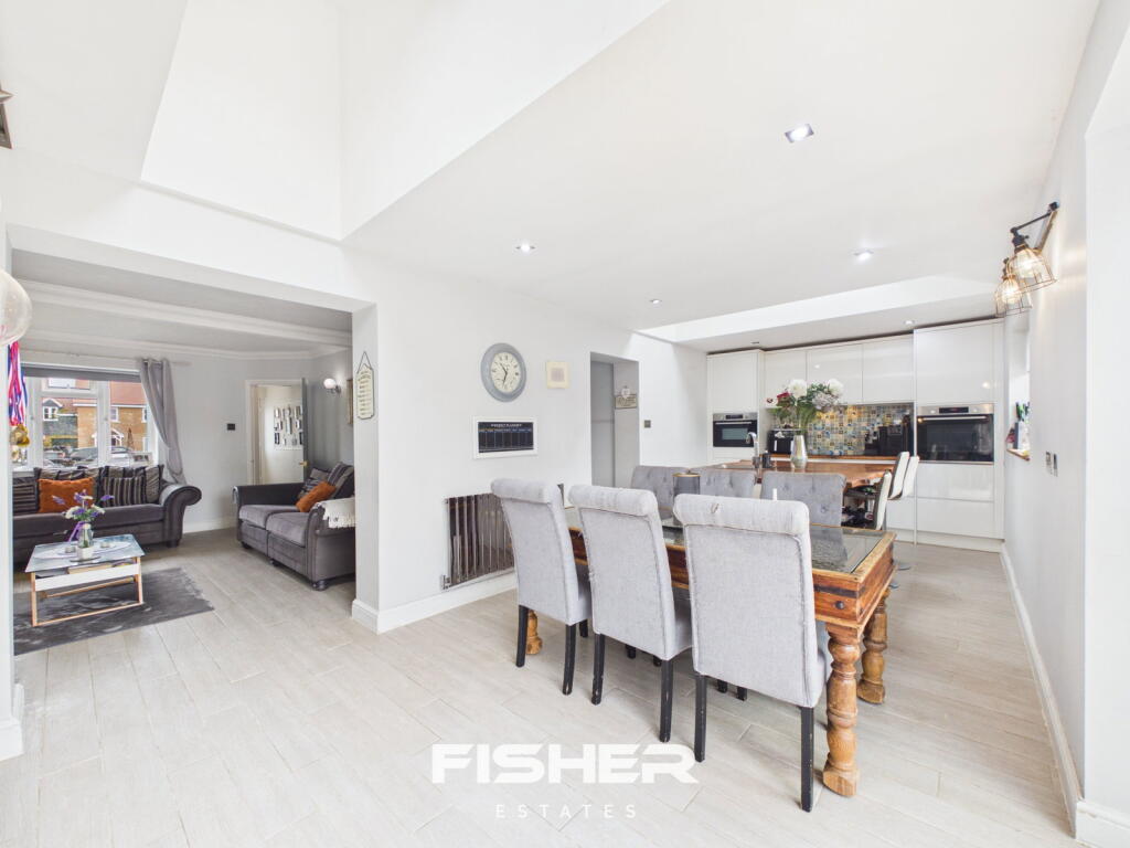 Collops Villas, Stebbing, Dunmow, CM6 3SY photo 2