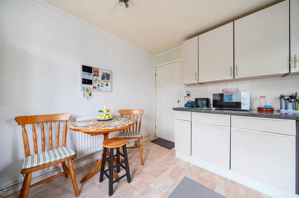 Apartment in Shrewsbury - View 4