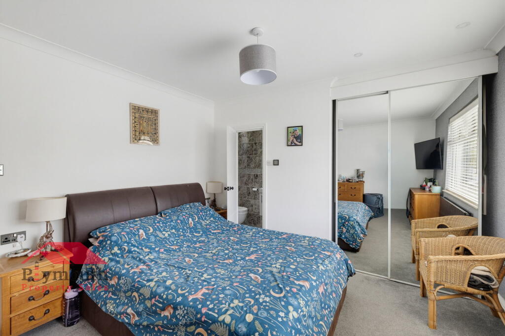 House in Plymouth - View 5