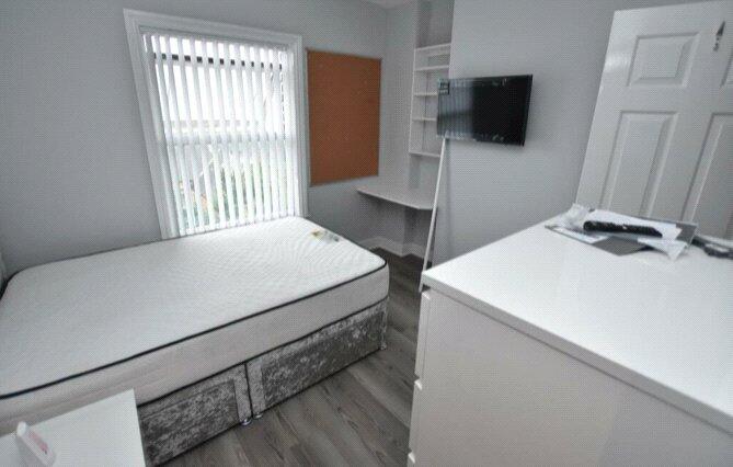 House in Nottingham - More
