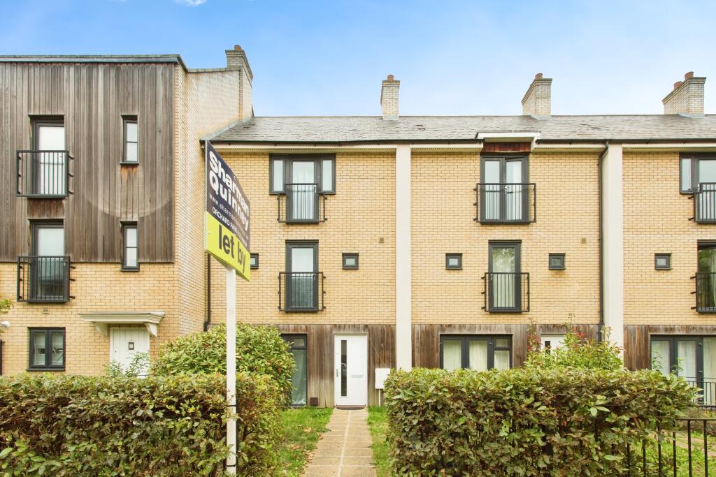 Main image of property: Circus Drive, Cambridge, CB4