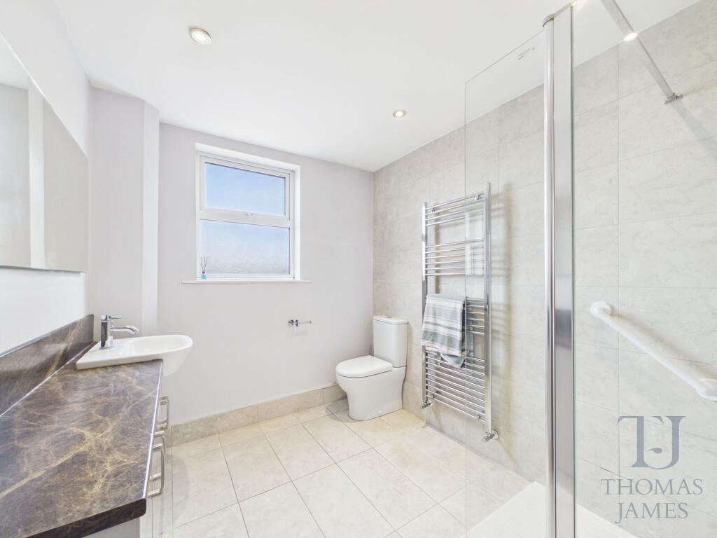 House in Nottingham - View 2