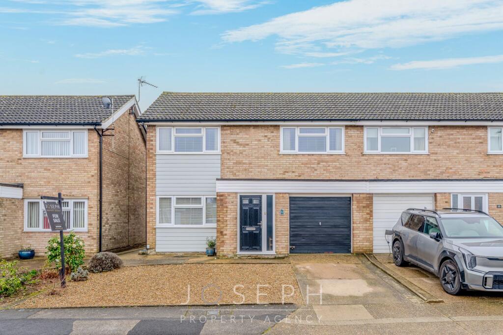 Main image of property: Broomhayes, Ipswich, IP2