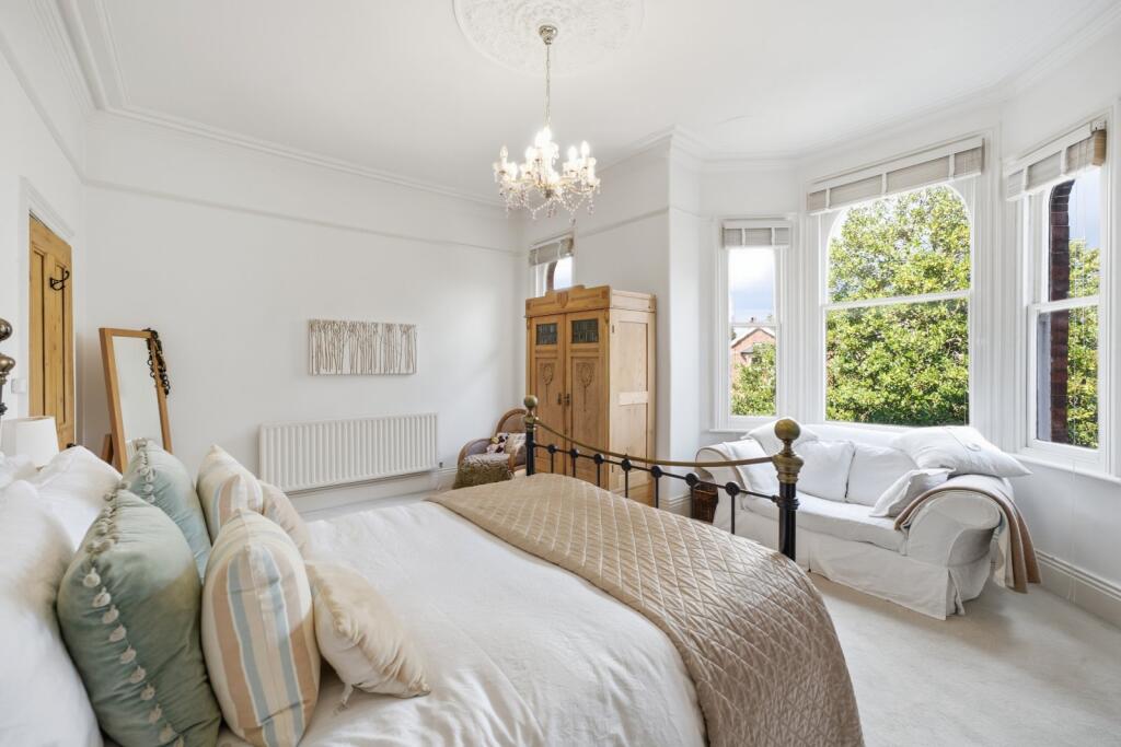 House in Stockport, Heaton Moor, The Four Heatons - View 5