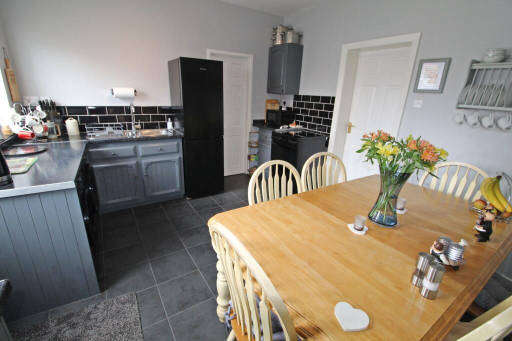House in Bomarsund, Stakeford, Choppington - More