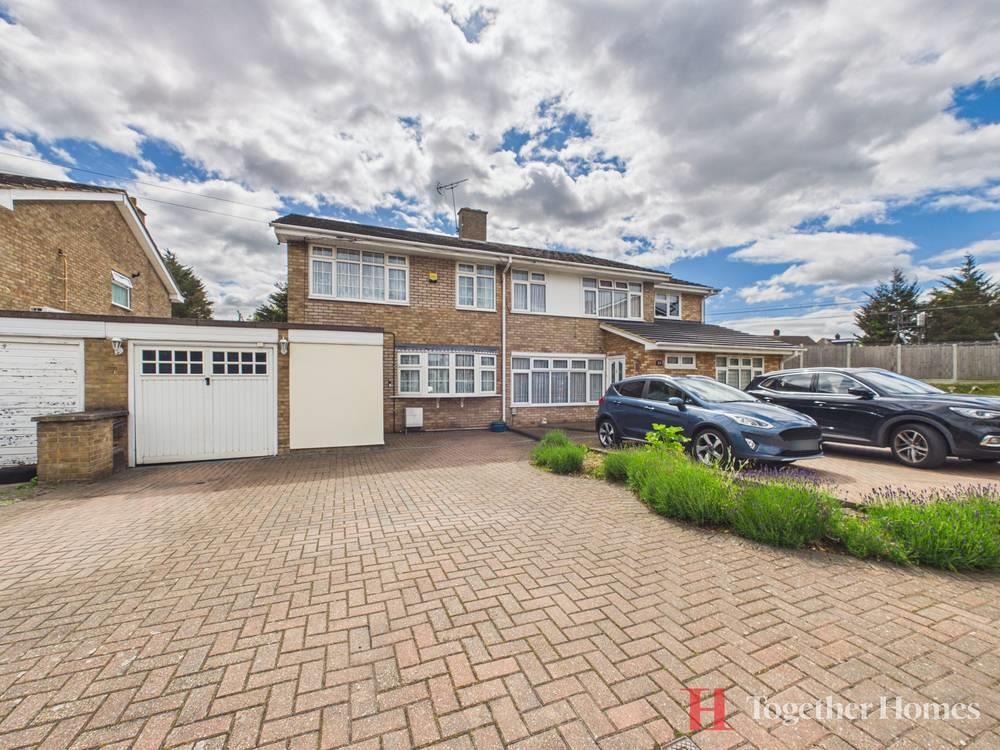 Main image of property: Petworth Way, Hornchurch