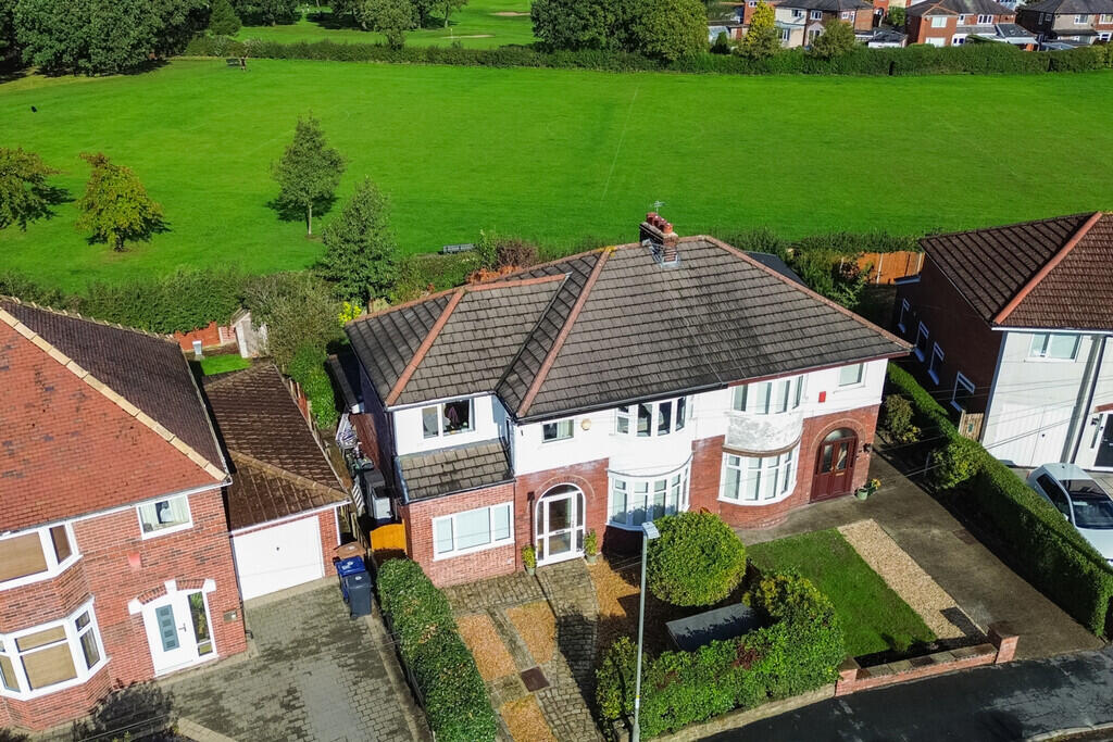 House in South Ribble, Penwortham - View 2