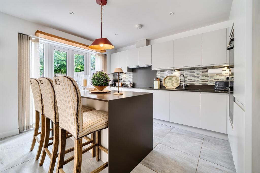 Pottery Road, Bovey Tracey, Newton Abbot photo 2