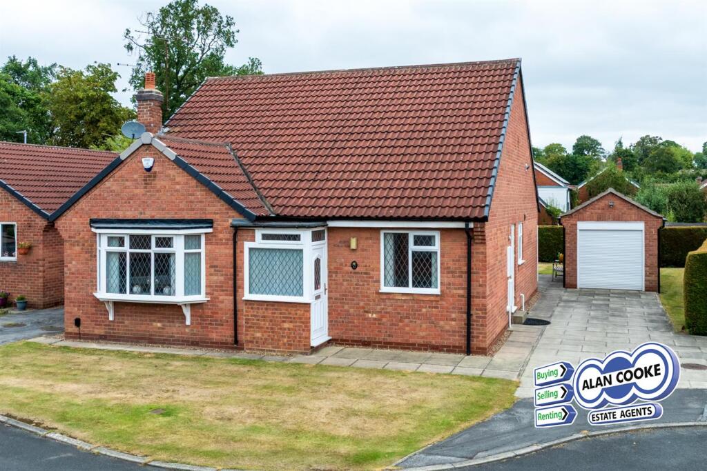 Main image of property: The Spinney, Moortown