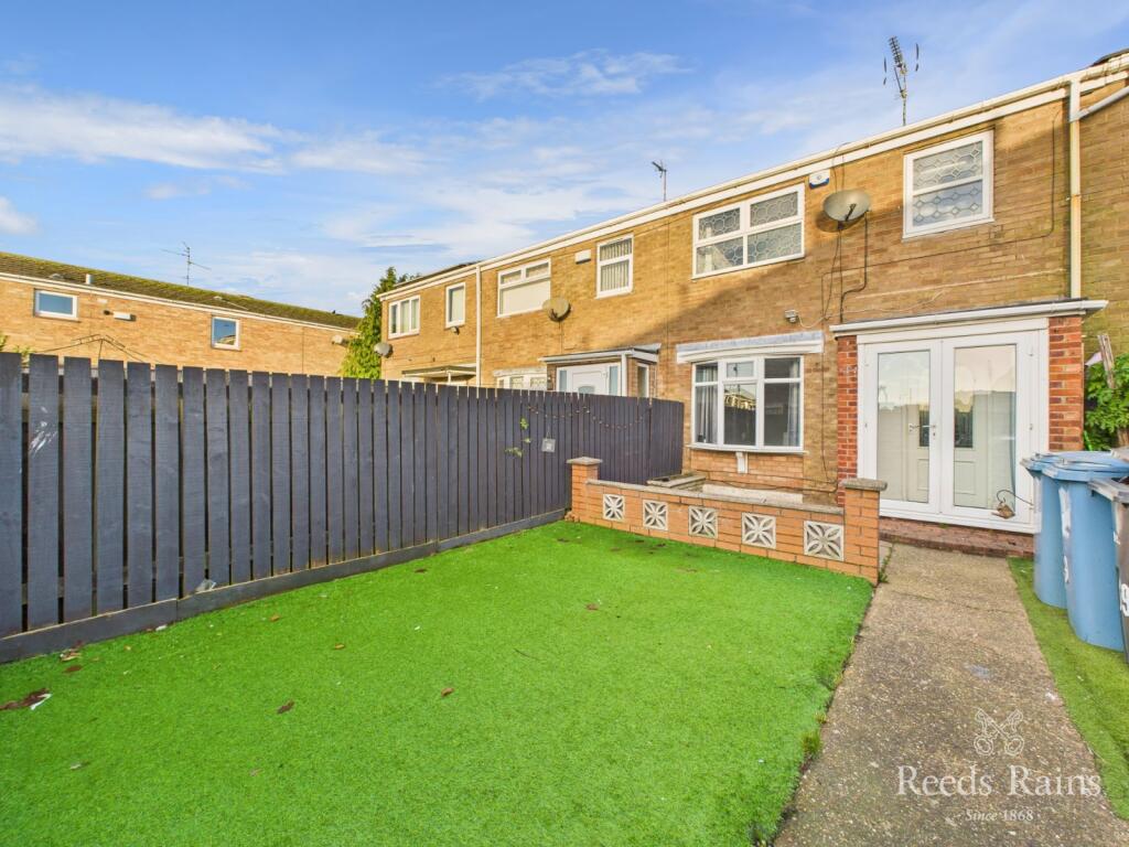 Main image of property: Redmire Close, Bransholme, Hull, East Yorkshire, HU7