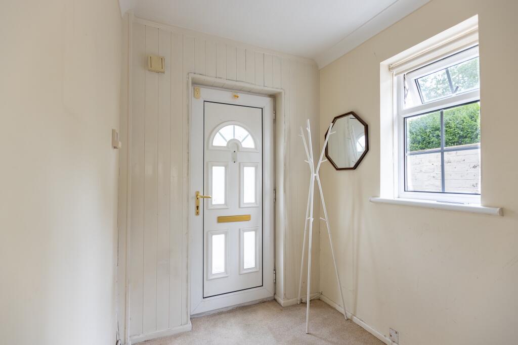 Cedar Way, Ystrad Mynach, Hengoed photo 4