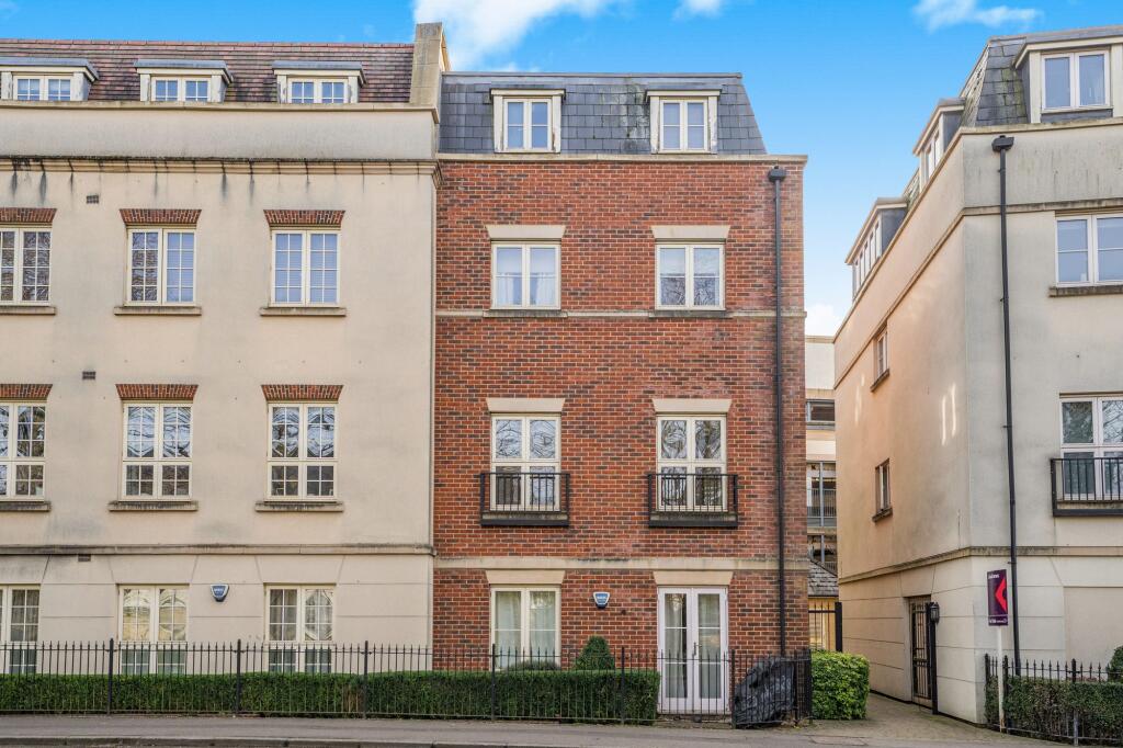 Main image of property: Woodford Way, Witney, OX28