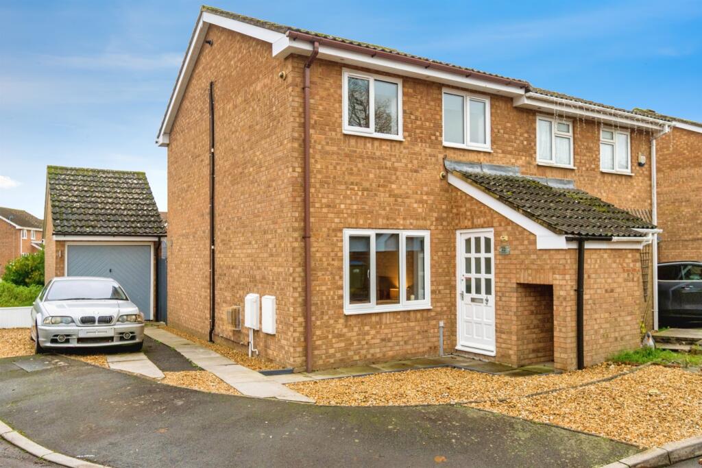 Main image of property: Cowley Close, Southampton