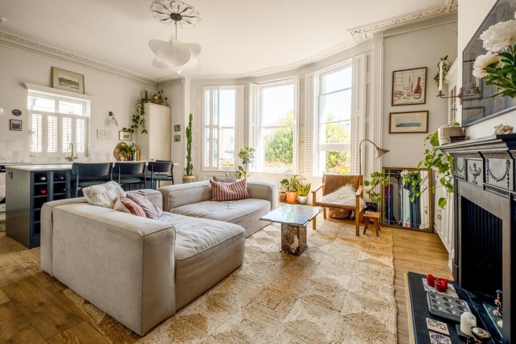 Medina Villas, Hove - View 4