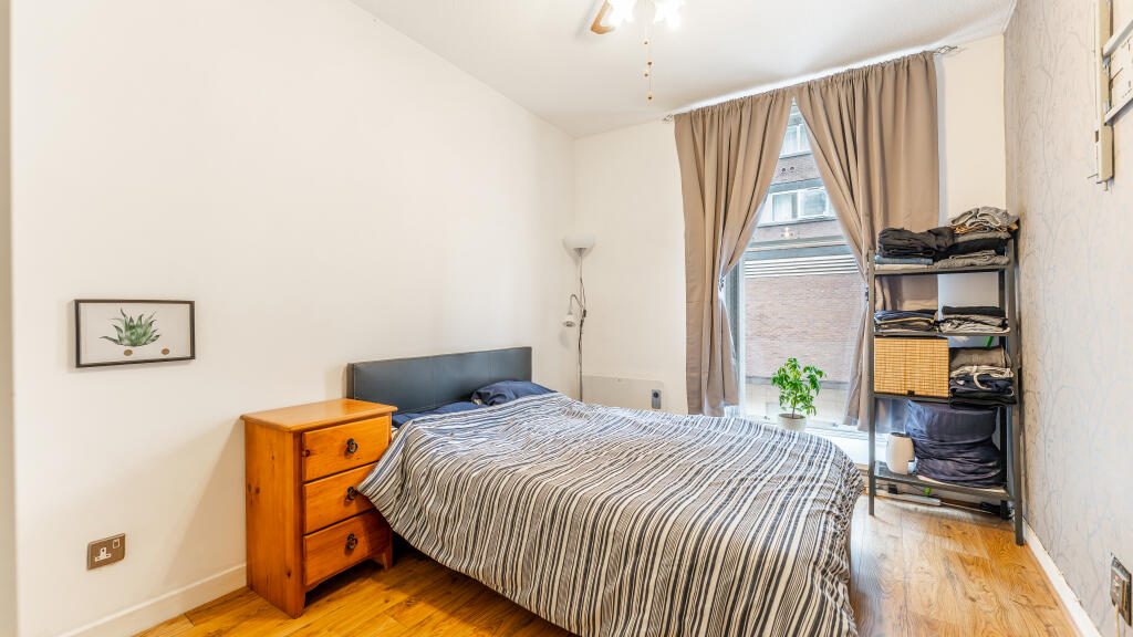 Apartment in Glasgow - More