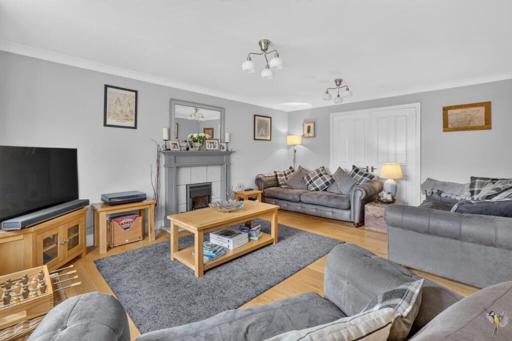 House in Swindon - View 5