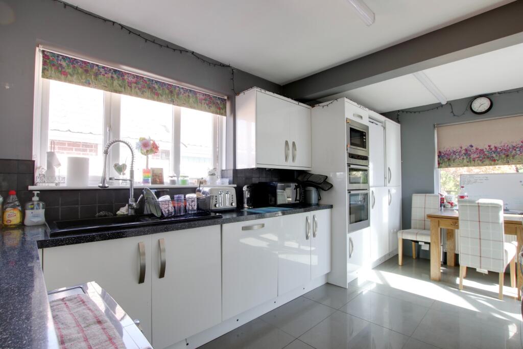 House in Portsmouth - View 4