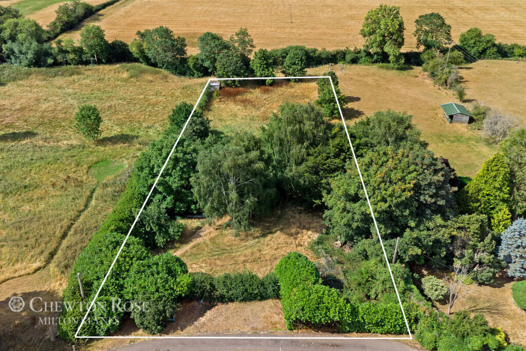 House in Luton - View 5