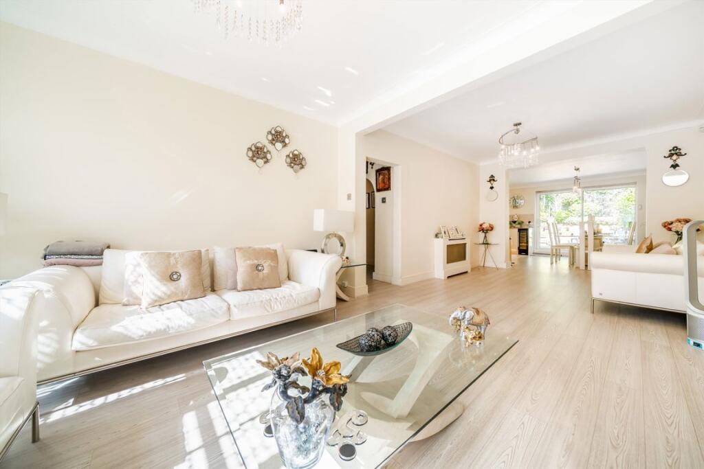House in Southall - View 4