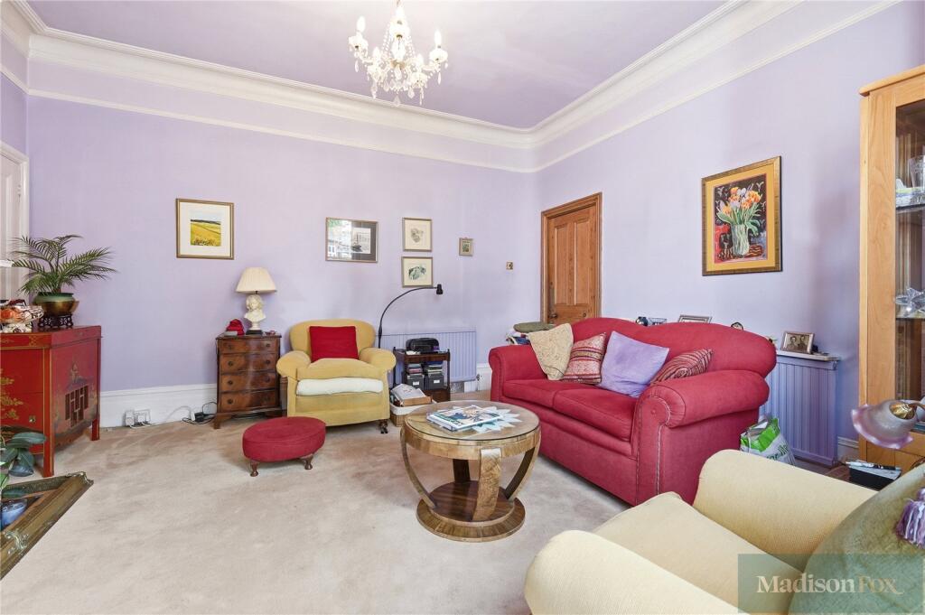 House in Epping Forest, Loughton - View 3