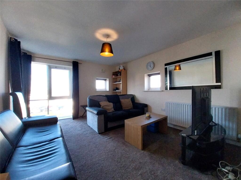Apartment in Middlesbrough - View 3