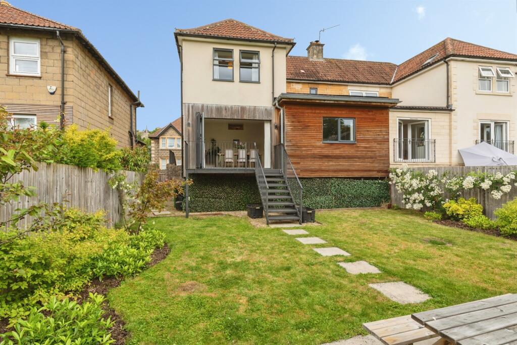 St. Johns Road, Bathwick, Bath - View 2