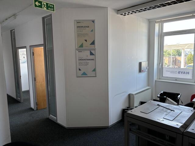 Photo 9