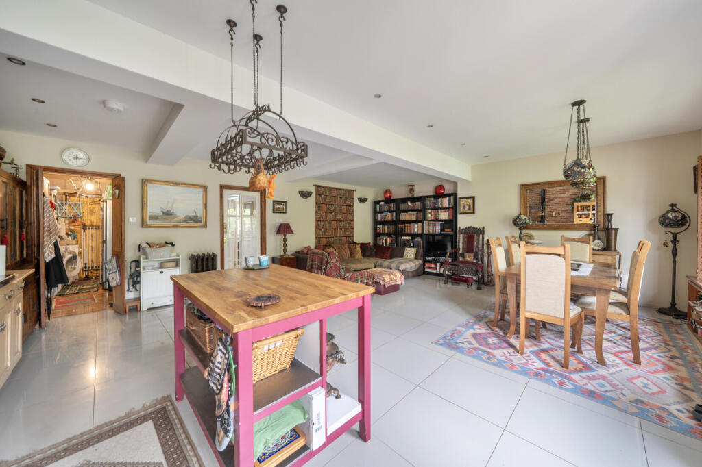 House in Oxford, Wadham Park, New Marston - View 4