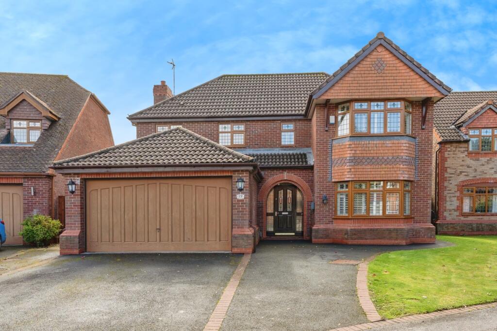 Main image of property: Ben Nevis Drive, Little Sutton, Ellesmere Port, Cheshire, CH66