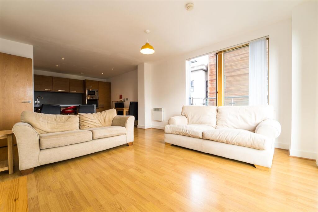 Apartment in Manchester, Green Quarter, Strangeways - View 3