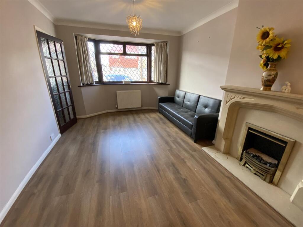 House in Romford - View 5