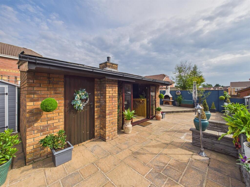 House in Llanelli - View 2