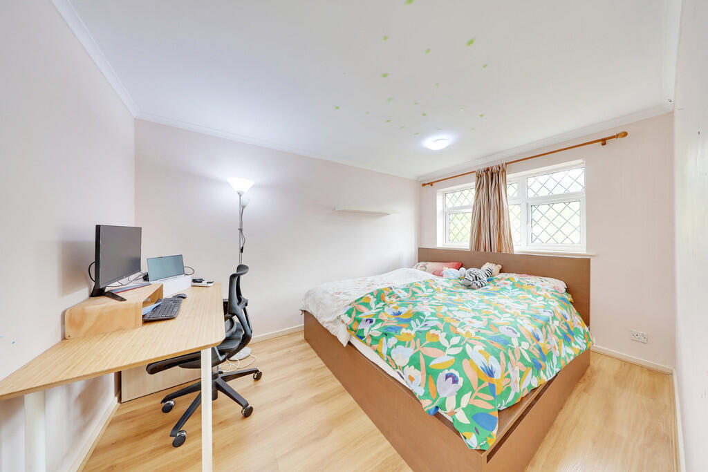 House in London, Tubbenden, Green Street Green - More