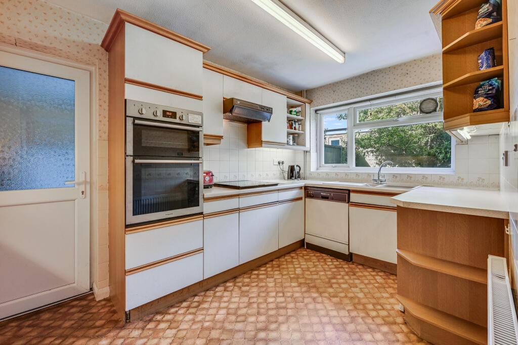 House in Chelmsford, Great Baddow - View 5