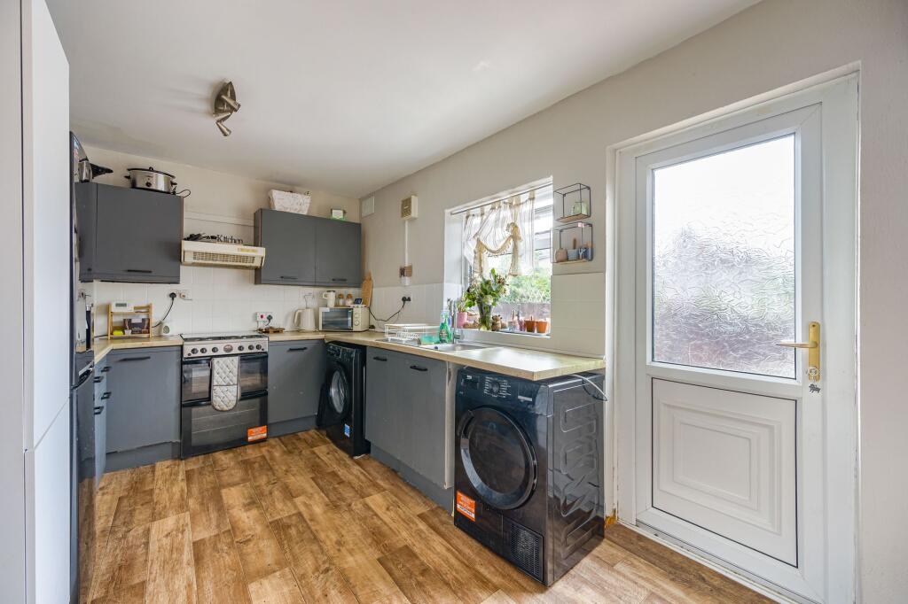 House in East Lindsey, Skegness - More