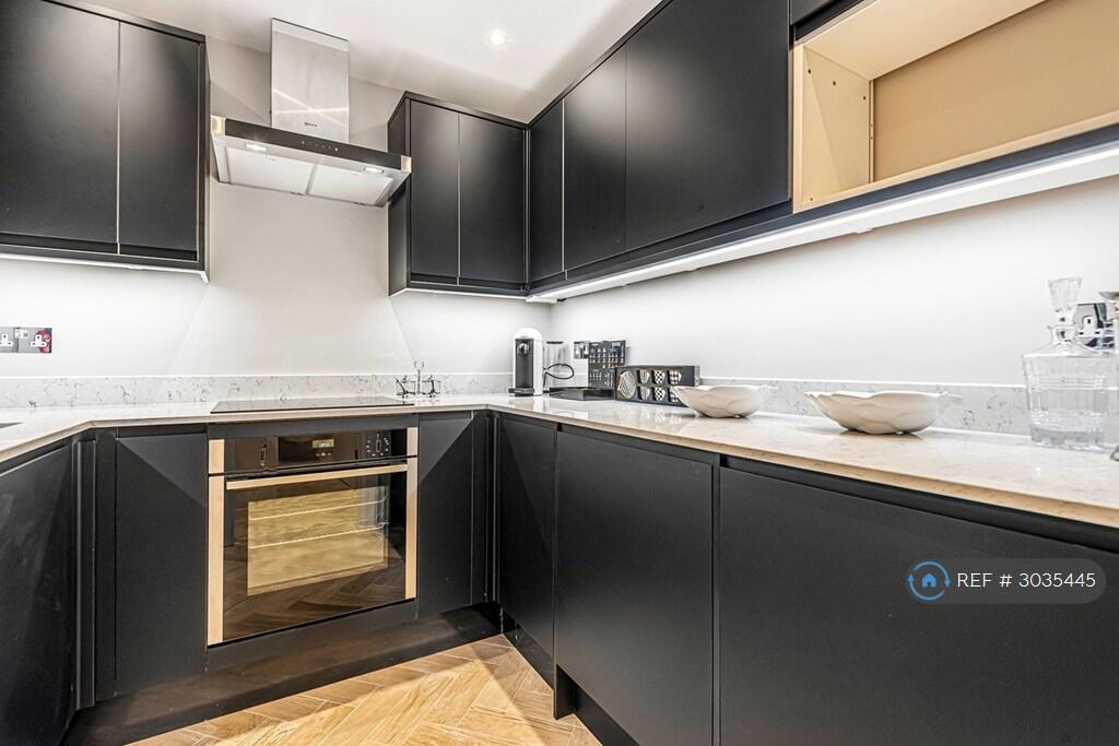 Apartment in London - View 2