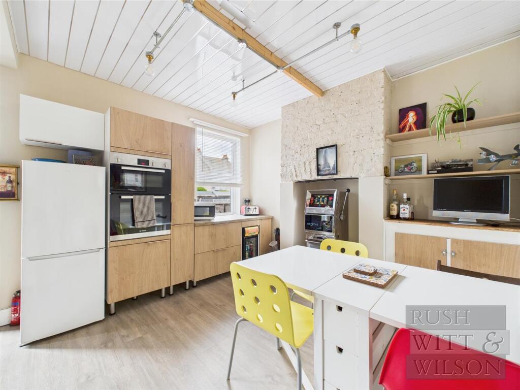 House in St. Leonards-On-Sea, Bulverhythe - View 5