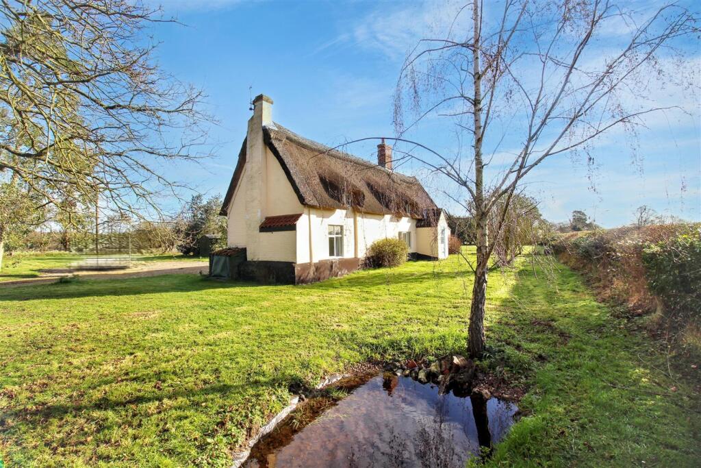 Main image of property: Horning Road, Hoveton, Norwich