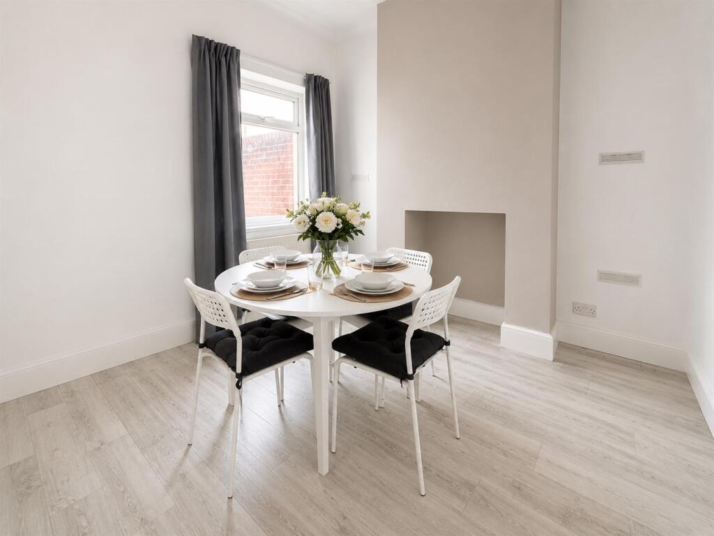 House in Cardiff, Adamsdown - View 5